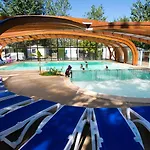 Le Domaine De La Marina 梅桑热